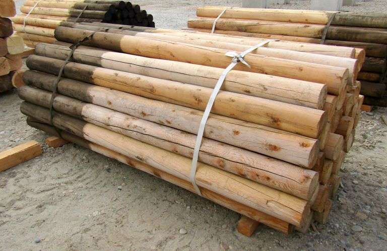 M-176 Wooden Fence Posts (50)