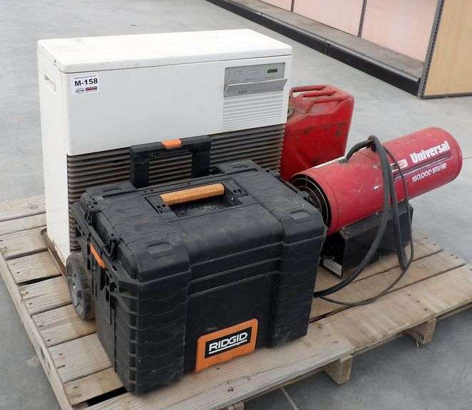 M-158  Propane Space Heater & Tool Box