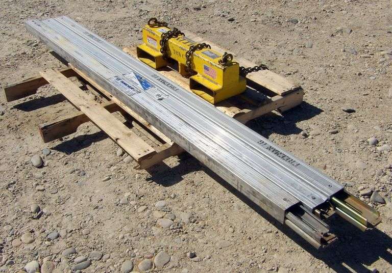 M-255  Load Locks + Forklift Chain