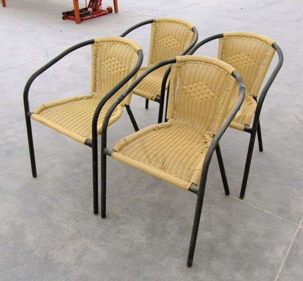 M-314  Patio Chairs (4)
