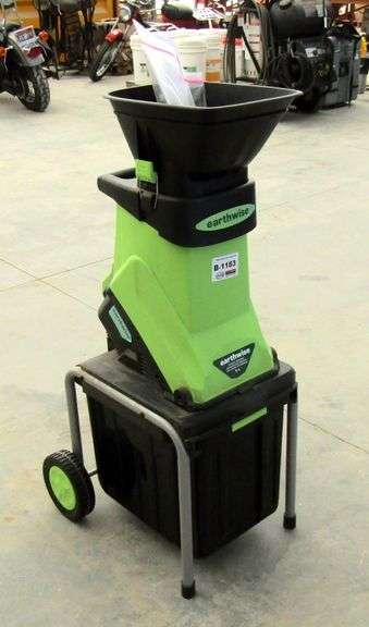 B-1183  Earthwise Electric Chipper / Shredder