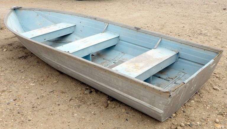M-336  Aluminum Boat