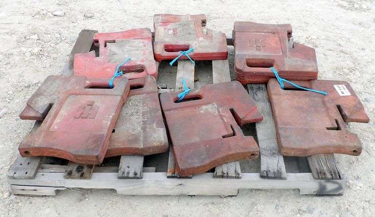 M-141  International Harvester Weights