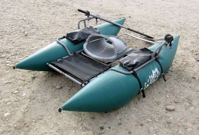 M-116 Alpine Pontoon Boat