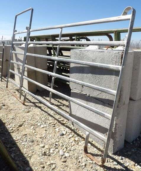 M-260  12' Bow Gate Panel
