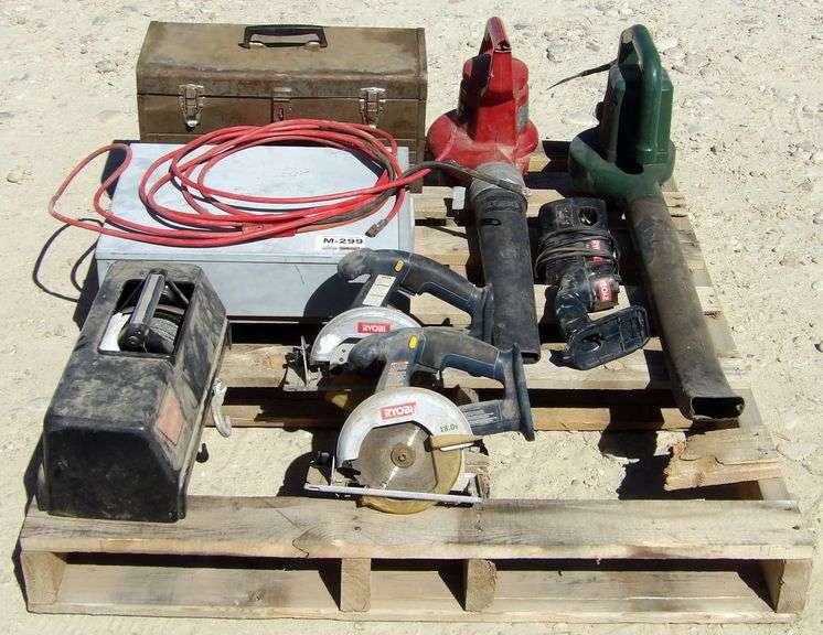 M-299  Leaf Blowers + Tool Boxes + Supplies