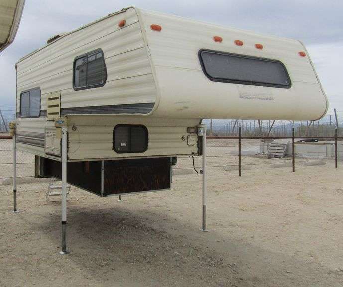 M-319 1993 Northland Polar 8'6" Cabover Camper