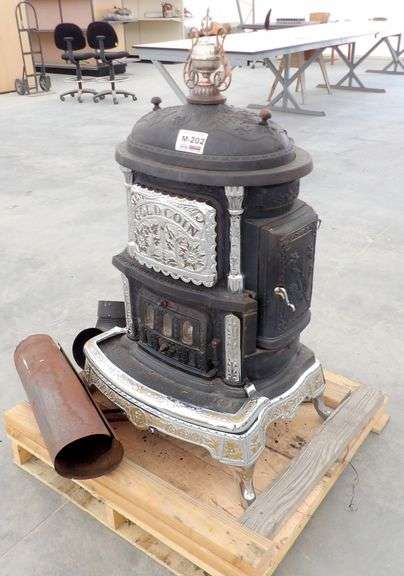 M-202  Gold Coin Parlor Stove