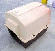 B-1241  Petmate Dog House