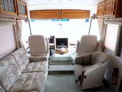 M-130 1996 Airstream Cutter Motor Coach