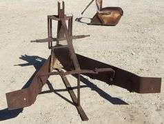 M-305  3-Point V Ditcher