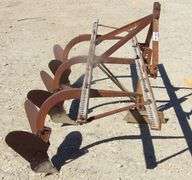 M-303  Ferguson 3-Point Toolbar Cultivator
