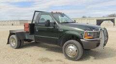 M-103 1999 Ford F-550 Flatbed Dually Pickup