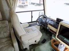M-130 1996 Airstream Cutter Motor Coach