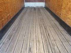 B-850 2003 Utility Van Trailer 32 1/2'