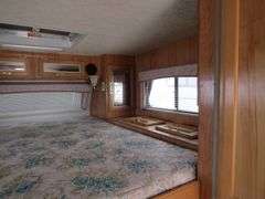 M-319 1993 Northland Polar 8'6" Cabover Camper
