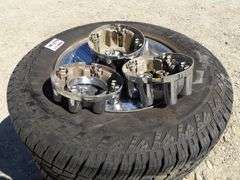 M-279 Tires & Wheels (4)