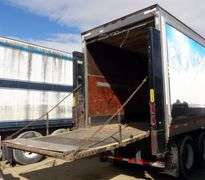 B-850 2003 Utility Van Trailer 32 1/2'