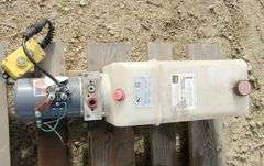 B-1276 Hydraulic Pumps (3)