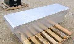 B-1239  Husky Toolbox