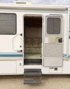 M-130 1996 Airstream Cutter Motor Coach