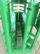 M-321  Tarter Chute Help Roping Chute