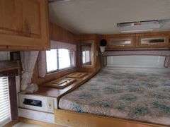 M-319 1993 Northland Polar 8'6" Cabover Camper