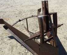 M-305  3-Point V Ditcher