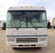 M-130 1996 Airstream Cutter Motor Coach