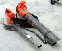 B-1341 Black & Decker Leaf Blower/Vac