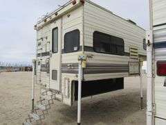 M-319 1993 Northland Polar 8'6" Cabover Camper