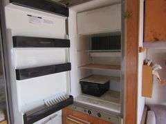 M-319 1993 Northland Polar 8'6" Cabover Camper