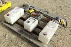 B-1276 Hydraulic Pumps (3)