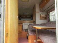 M-319 1993 Northland Polar 8'6" Cabover Camper