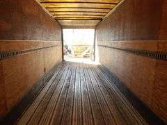 B-850 2003 Utility Van Trailer 32 1/2'