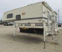 M-319 1993 Northland Polar 8'6" Cabover Camper
