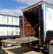 B-850 2003 Utility Van Trailer 32 1/2'