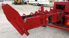 M-119  New Holland BC5080 Baler