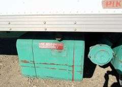 B-1209  1981 Mack Box Truck