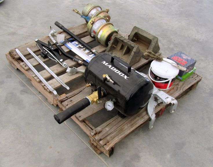 M-538 Tire Changing Equipment