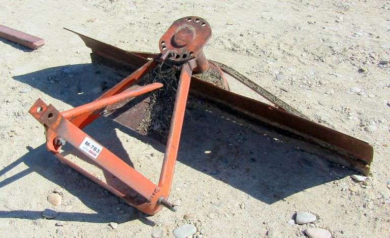 M-783  3-Point Blade