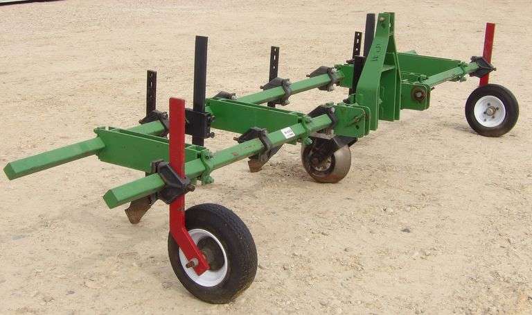 M-692 Corrugator