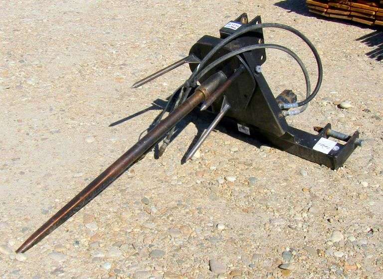 M-1235 3-Point Bale Spear