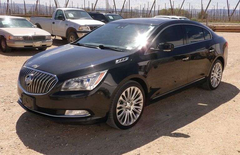M-1211 2015 Buick Lacrosse