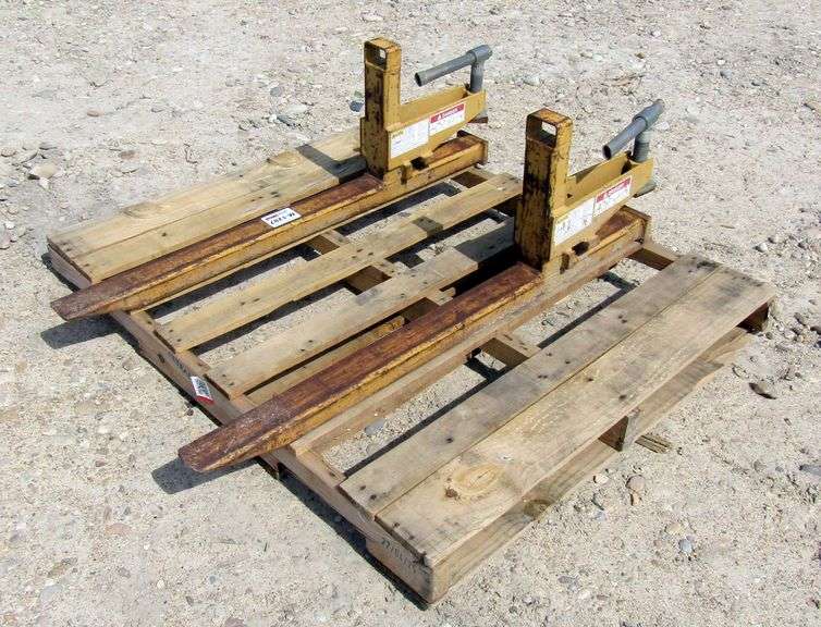M-1287 Rankin Clamp-On Bucket Forks