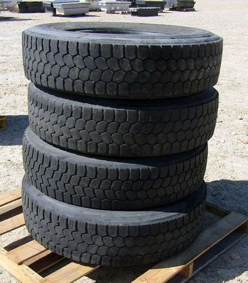 M-501  Michelin Truck Tires (4)