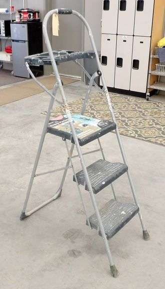 M-533  Werner Step Ladder
