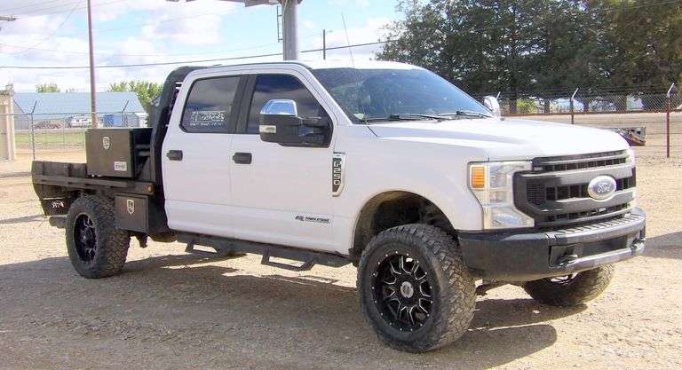 M-1139  2020 Ford F-250 XL Crew Cab Pickup