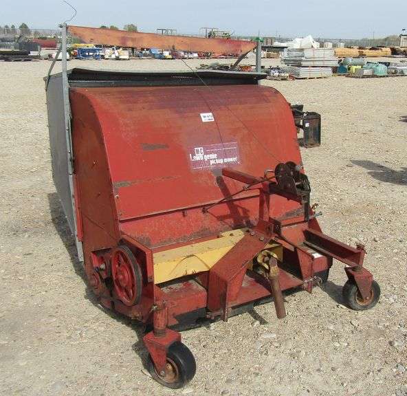 M-972  3-Point Lawn Genie Pickup Mower