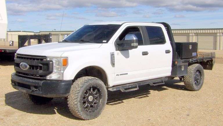 M-1139  2020 Ford F-250 XL Crew Cab Pickup